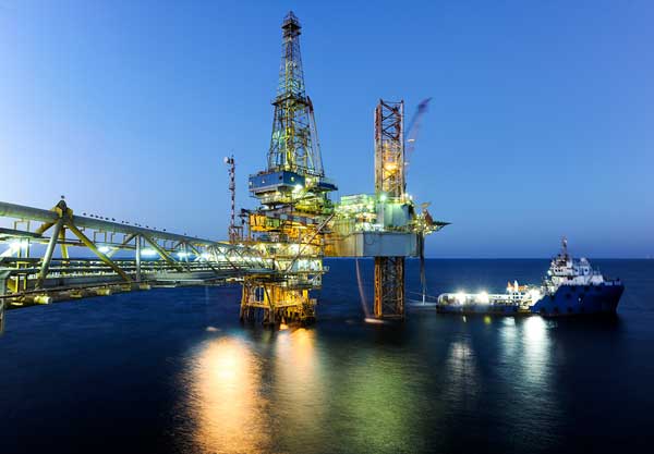 HYDROCARBURES - Le Sénégal tient son premier baril de pétrole !