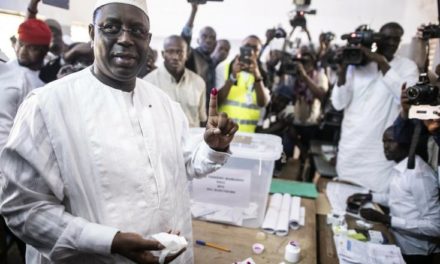 MACKY SALL APRÈS SON VOTE À  FATICK : "Ce soir, les bureaux de vote vont parler"