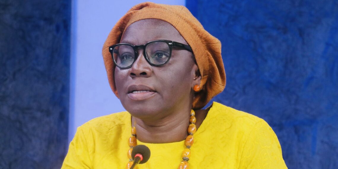 4 FEMMES DANS LE GOUVERNEMENT - Diatou Cissé tire sur le nouveau régime