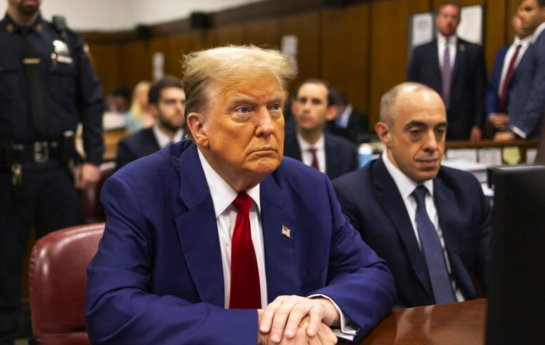 USA - Donald Trump condamné à 9 000 dollars d’amendes et menacé d'être incarcéré