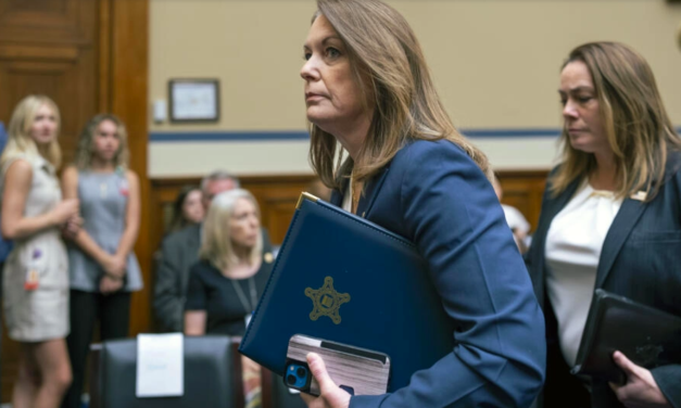 TENTATIVE D'ASSASSINAT DE DONALD TRUMP - La directrice du Secret Service démissionne