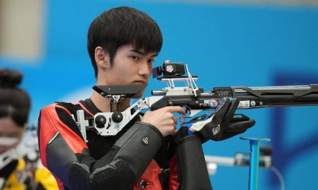 TIR À LA CARABINE - La Chine remporte la première médaille d'or des JO 2024