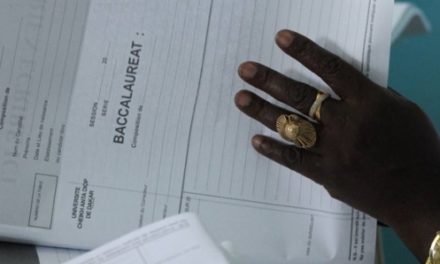 BAC 2024 - 5 andidats pris en flagrant délit de tricherie à Médina Yoro Foulah