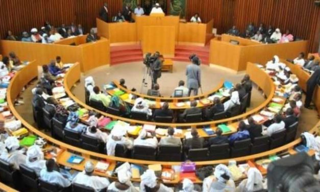 FINANCES- Le budget de la Présidence et de la Primature en baisse, celui de l'Assemblée en hausse