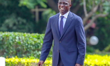 EN COULISSES - La Fédération des Anciens Enfants de troupe d'Afrique rendent hommage au défunt ministre Moustapha Ba