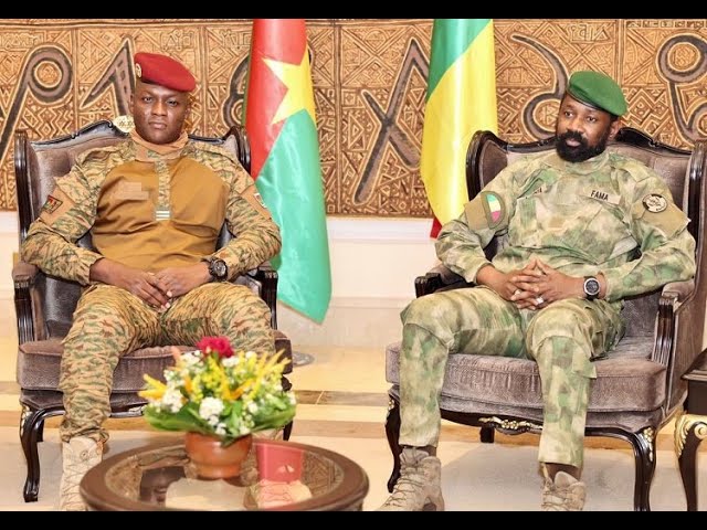 MALI-BURKINA - Assimi ferme une télé pour plaire à Traoré