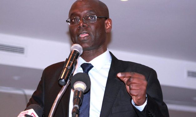 Thierno Alassane Sall : "Comment Ousmane Sonko a récupéré les chefs de famille Apr"