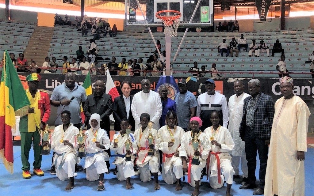 KARATÉ/COUPE DE L'AMBASSADEUR DU JAPON - Okinawa et Fujiyama décrochent l'Or par équipes (Dames et Hommes)
