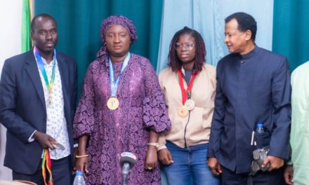 VOVINAM VIET VO DAO - Les voshins encouragés à la réunification nationale