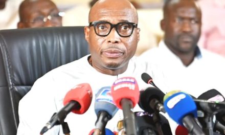 BARTHÉLÉMY DIAS TACLE SONKO ET INTERPELLE DIOMAYE - "Le Sénégal a un double problème"