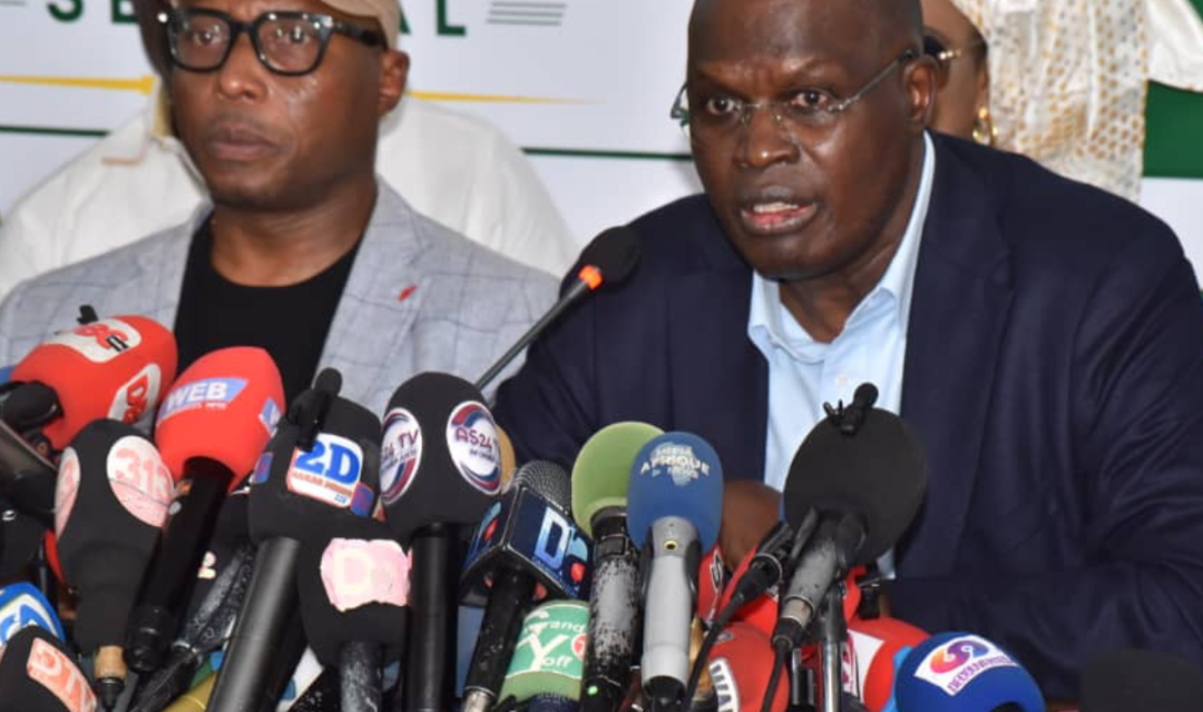 KHALIFA SALL FACE A LA PRESSE CE DIMANCHE - Explications attendues sur sa rupture avec Barthélemy Dias et le Dialogue national