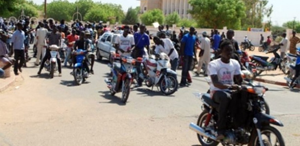 ZIGUINCHOR -  Les conducteurs de motos «Jakarta» en rogne contre l'État
