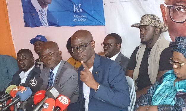 FACE À LA PRESSE - Thierno Alassane Sall charge le Gouvernement
