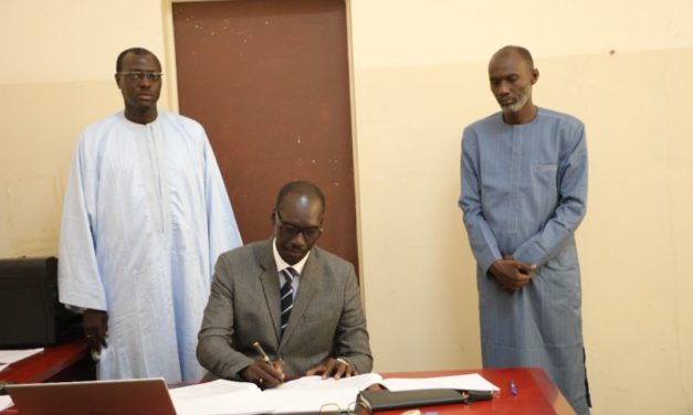 LE PR MAHMADANE DIENE SUR LA PROLIFERATION D'ECOLES DES METIERS DU GAZ ET DU PETROLE : "Ils sont en train de tromper ces jeunes..."