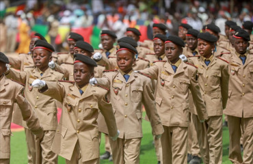 DEFILE 4 AVRIL - Le Prytanée militaire maintient haut la flamme