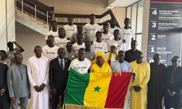 FOOTBALL - 4 sélections ont reçu le drapeau national