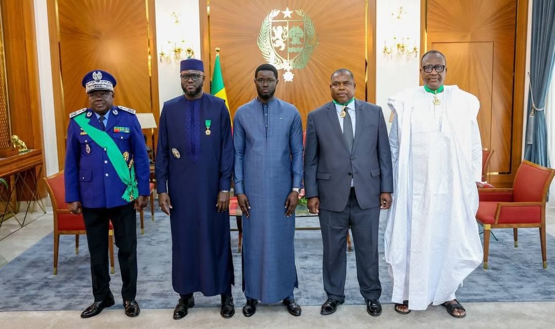 PALAIS - Plusieurs présidents d’institutions décorés par le président Bassirou Diomaye Faye