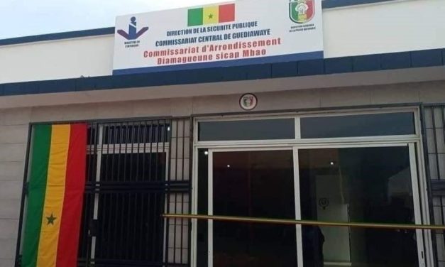 VIOLENCE CONJUGALE - La coiffeuse N. Niang plante trois coups de couteau à son époux par jalousie