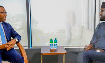 ABIDJAN - Sonko console Hott avant de rencontrer Tah