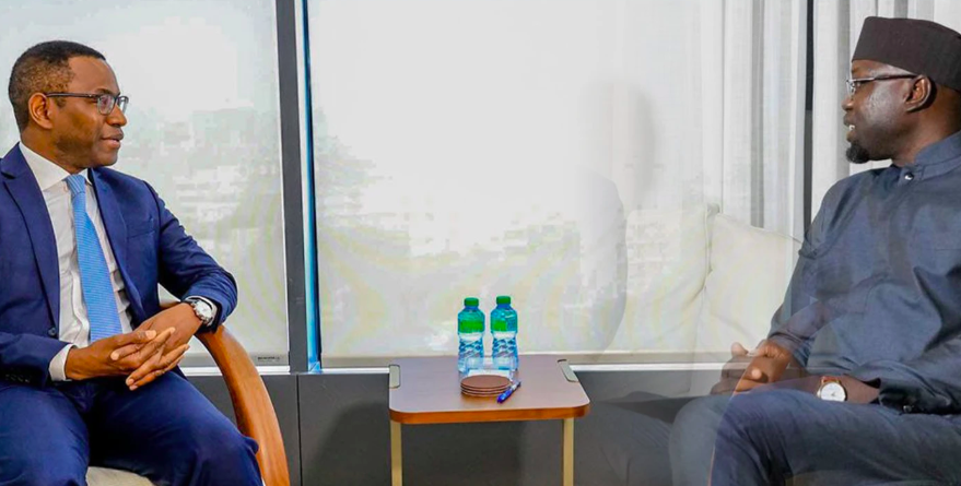 ABIDJAN - Sonko console Hott avant de rencontrer Tah