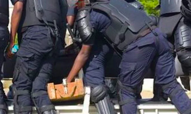 GROUPE OPERATIONNEL DE DAKAR - Deux policiers arrêtés et déférés