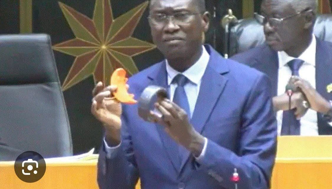 HAUTE COUR DE JUSTICE- Ismaïla Madior Fall sous bracelet électronique