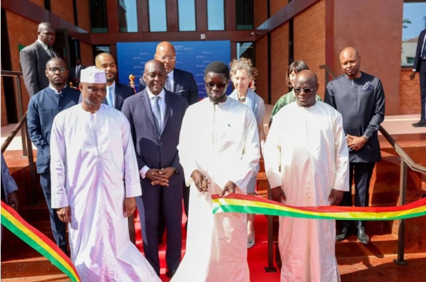 BANQUE MONDIALE POUR L'AFRIQUE DE L'OUEST ET DU CENTRE - Bassirou Diomaye Face inaugure le nouveau siège à Dakar