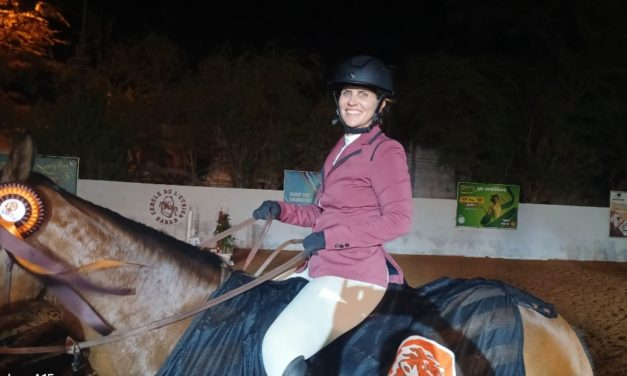 ÉQUITATION/10È CSO - Jihane Houdrouge déclare sa "Flamme" à Noé