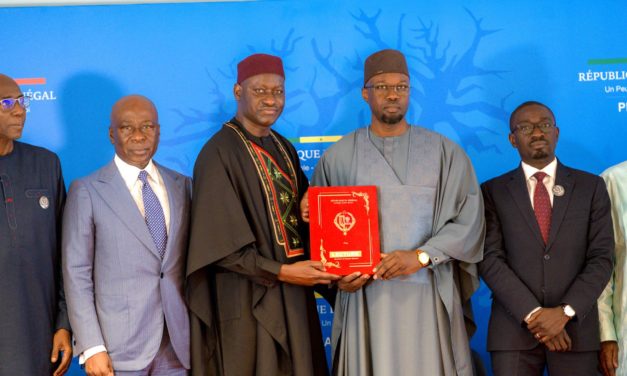 PACTE DE STABILITE SOCIALE - L'Etat, le patronat et les syndicats s'engagent