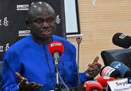 SEYDI GASSAMA (DIRECTEUR AMNESTY INTERNATIONAL SÉNÉGAL) "Lorsque vous mêlez votre famille à la gestion du pouvoir…"