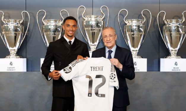 REAL MADRID - Trent Alexander-Arnold prend le 12 de Marcelo