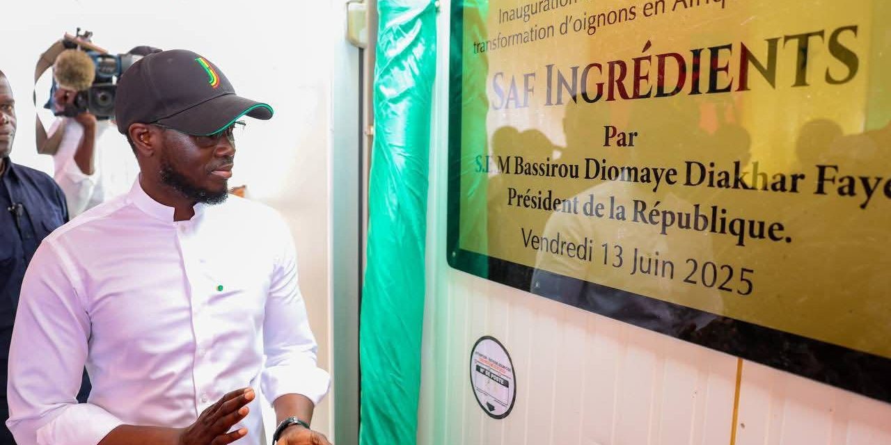 ROSS-BÉTHIO - Le président Diomaye inaugure une usine de transformation d'oignons