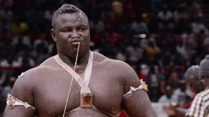 LUTTE AVEC FRAPPE - Bombardier prend sa retraite