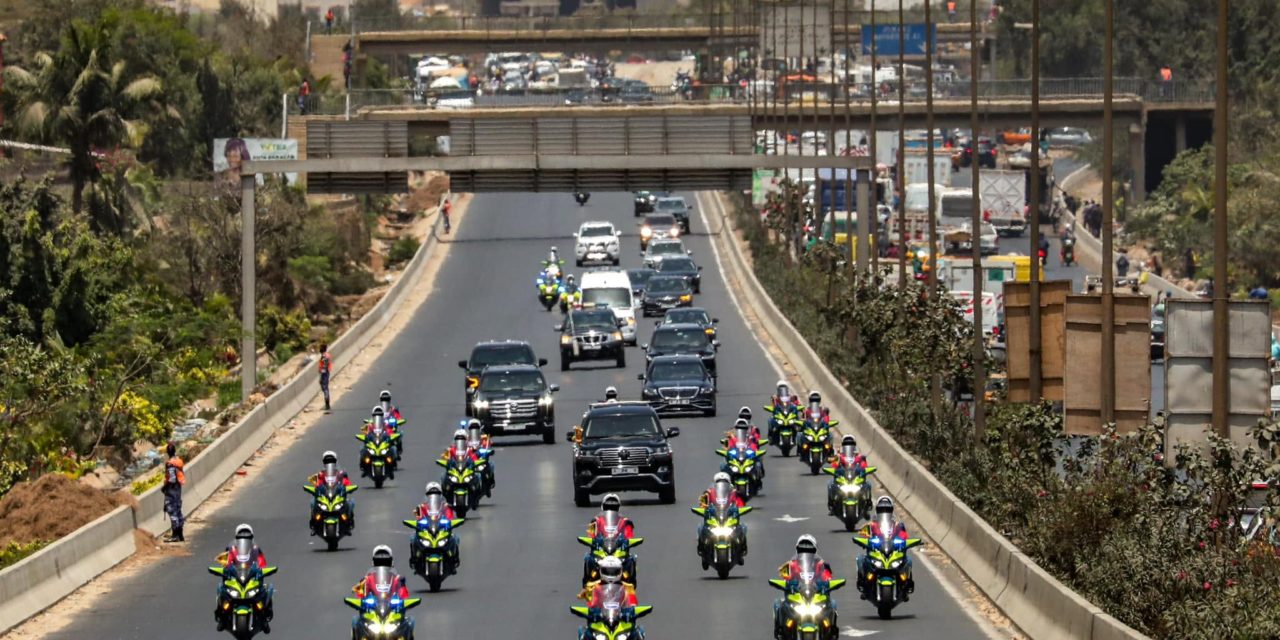 DAKAR ASPHYXIÉE PAR LES CORTÈGES PRÉSIDENTIELS - Des citoyens réclament des solutions