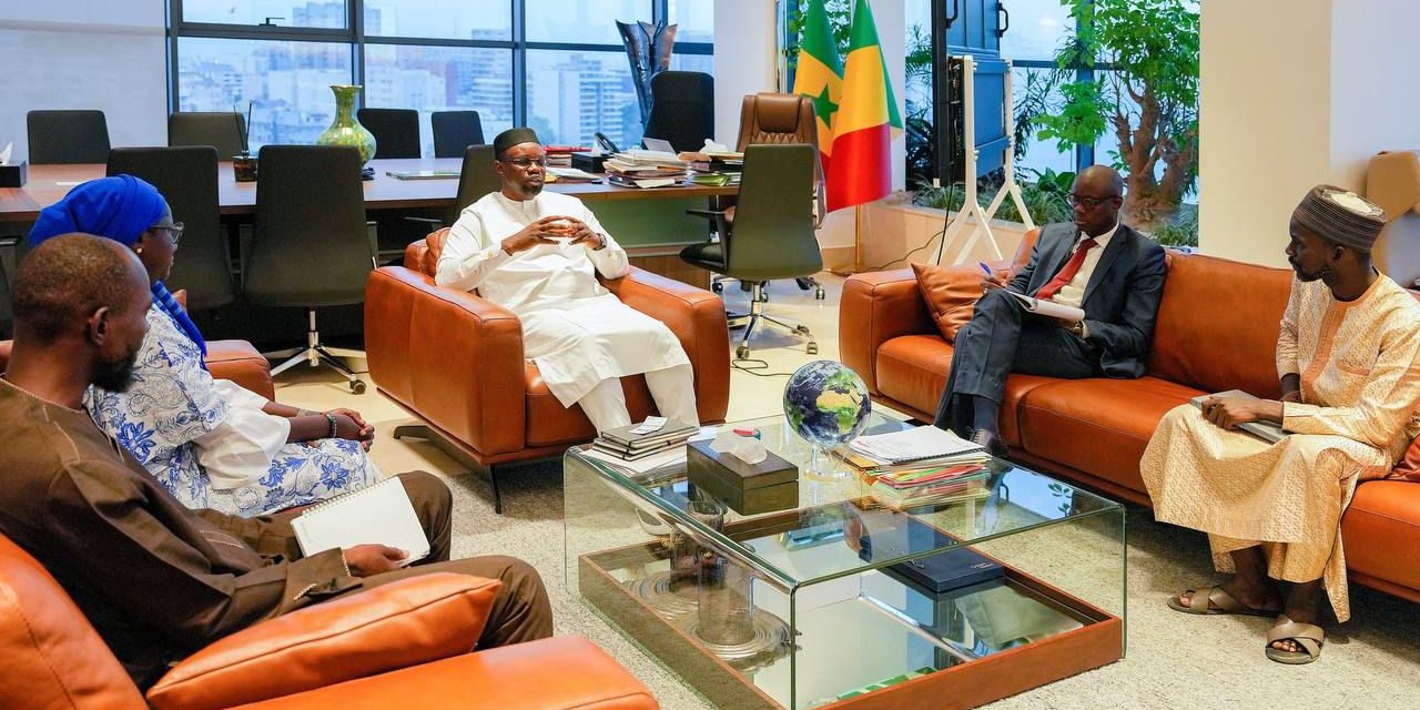 SONATEL - Ousmane Sonko reçoit les travailleurs