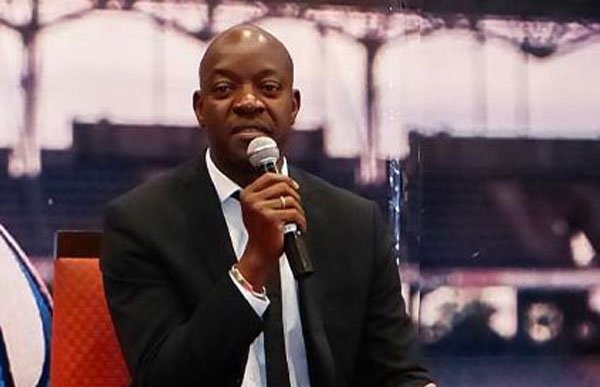 PRESIDENCE DE LA FSF - Moustapha Kamara retire sa candidature et soutient...