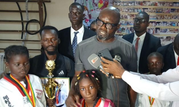 CENTRE AÉRÉ BASÉ SUR LE SPORT - Maître Latif Mbaye au chevet des personnes vivant avec un handicap