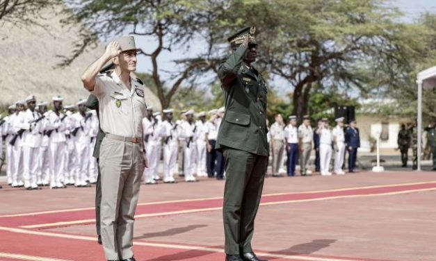 LE GENERAL IANNI SUR LE TRANSFERT DES BASES FRANÇAISES - "Ce départ ne signifie pas une rupture, mais..."