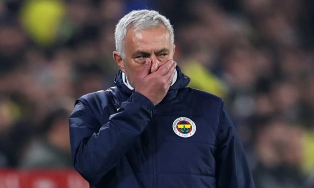 FENERBAHÇE - José Mourinho limogé