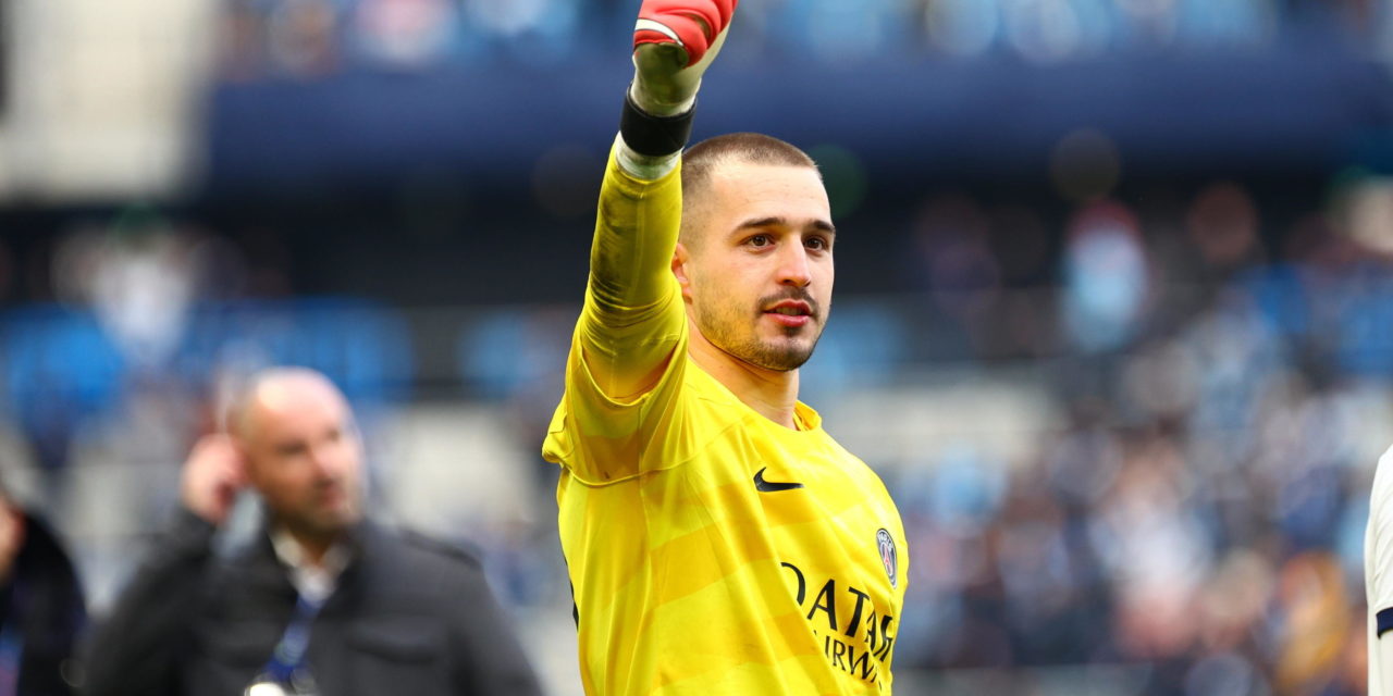 …Tenas intéresse Villarreal