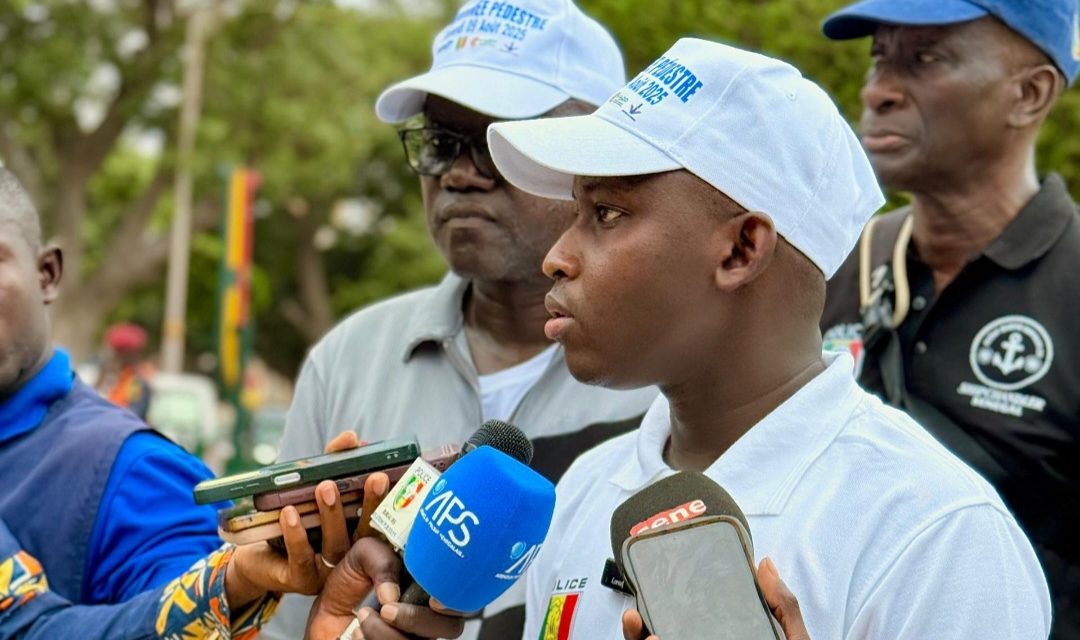 RANDONNÉE PÉDESTRE - La Police de Dakar Plateau marche aux côtés de la population 