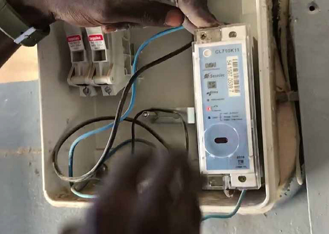 VOL MASSIF D'ELECTRICITÉ - La Senelec saignée de 4 milliards de francs CFA en trois mois