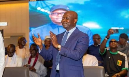 PRESIDENCE DE LA FSF - Abdoulaye Fall déboulonne Augustin Senghor