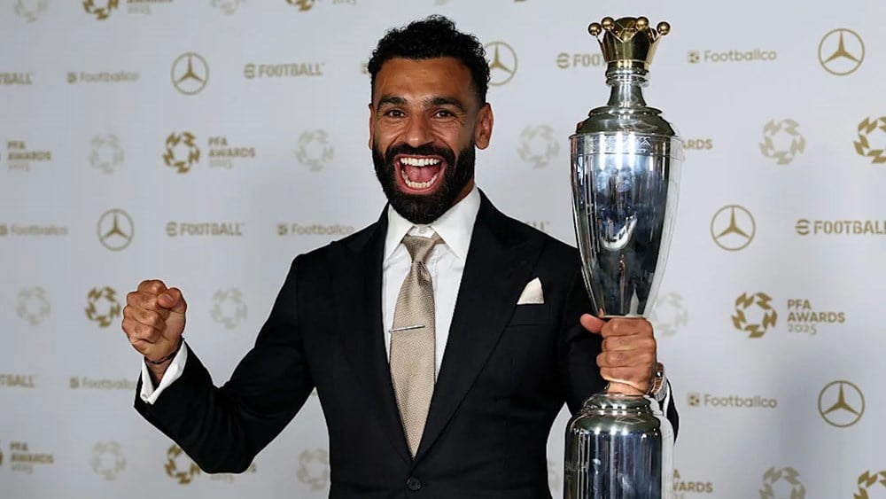 MEILLEUR JOUEUR DE LA PREMIER LEAGUE - Salah entre dans la Legende avec un 3é sacre