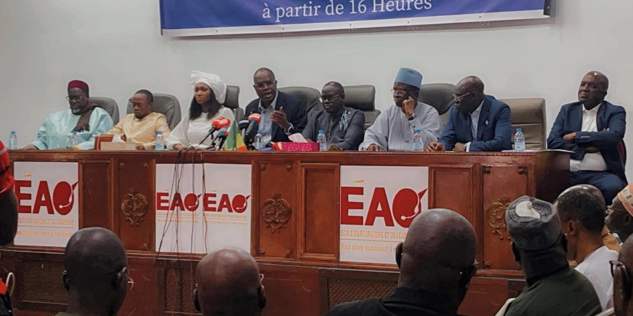 RÉAMÉNAGEMENT DU GOUVERNEMENT - Le FDR dénonce un "projet liberticide" et appelle à la mobilisation