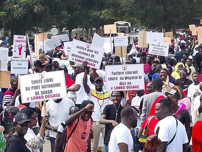 MANIFESTATION DE "RAPPEL À L’ORDRE" - Vives critiques contre le régime de Sonko-Diomaye