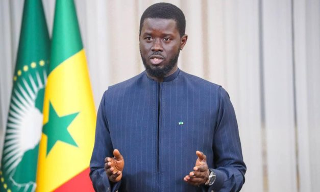 CONSEIL DES MINISTRES - Le président fixe les priorités budgétaires et sociales pour 2026