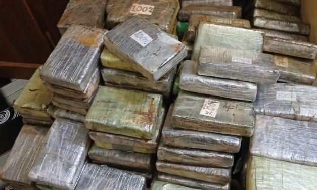 TRAFIC DE DROGUE - 272 kg de cocaïne d'une valeur  de 22 milliards, interceptés par les Douanes à Kalifourou