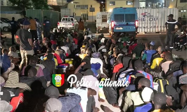 IMMIGRATION- 259 candidats interceptés au large et remis à la police