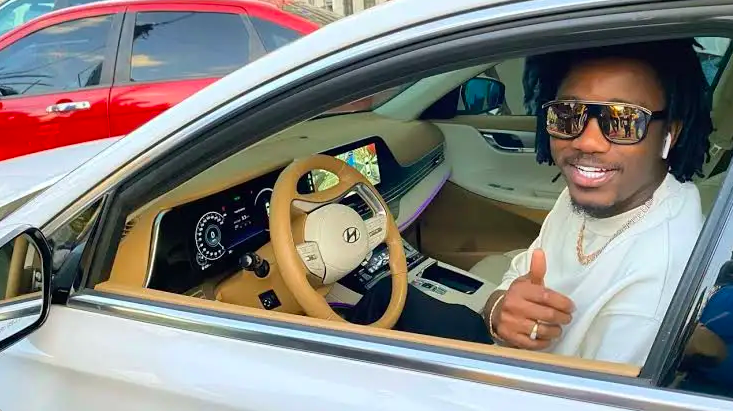 WALY SECK BRISE LE SILENCE : "Franchement je n’en peux plus"